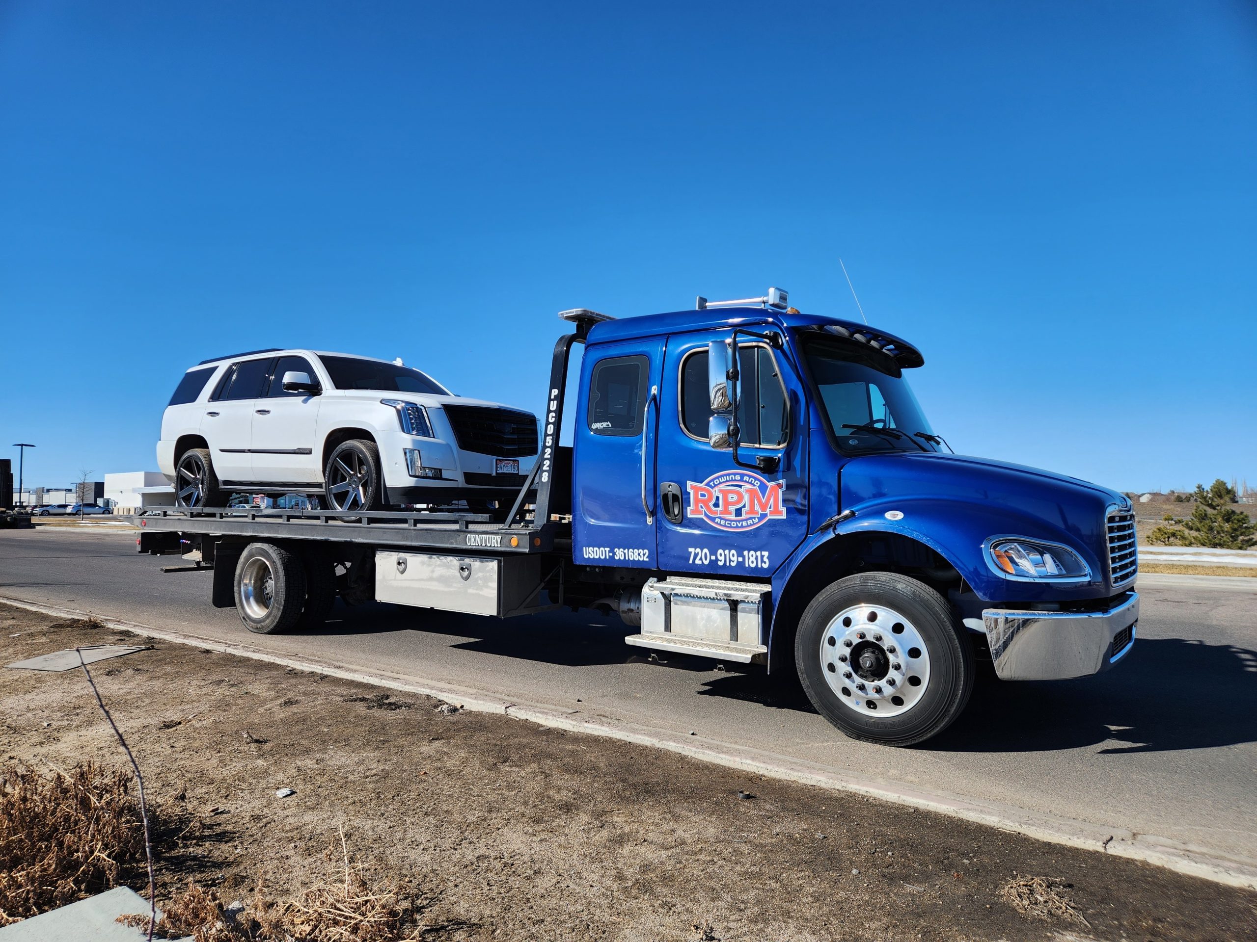 Lakewood-EV-towing this image shows EV towing services in Lakewood, CO