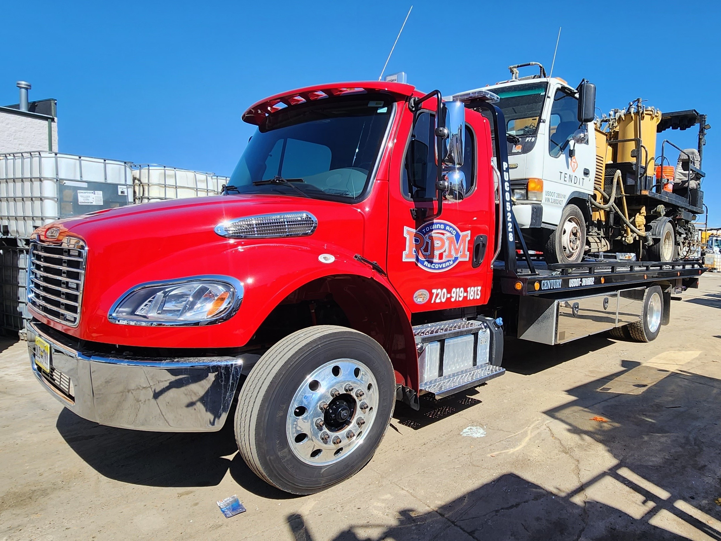 Lakewood-towing this image shows towing services in Lakewood, CO